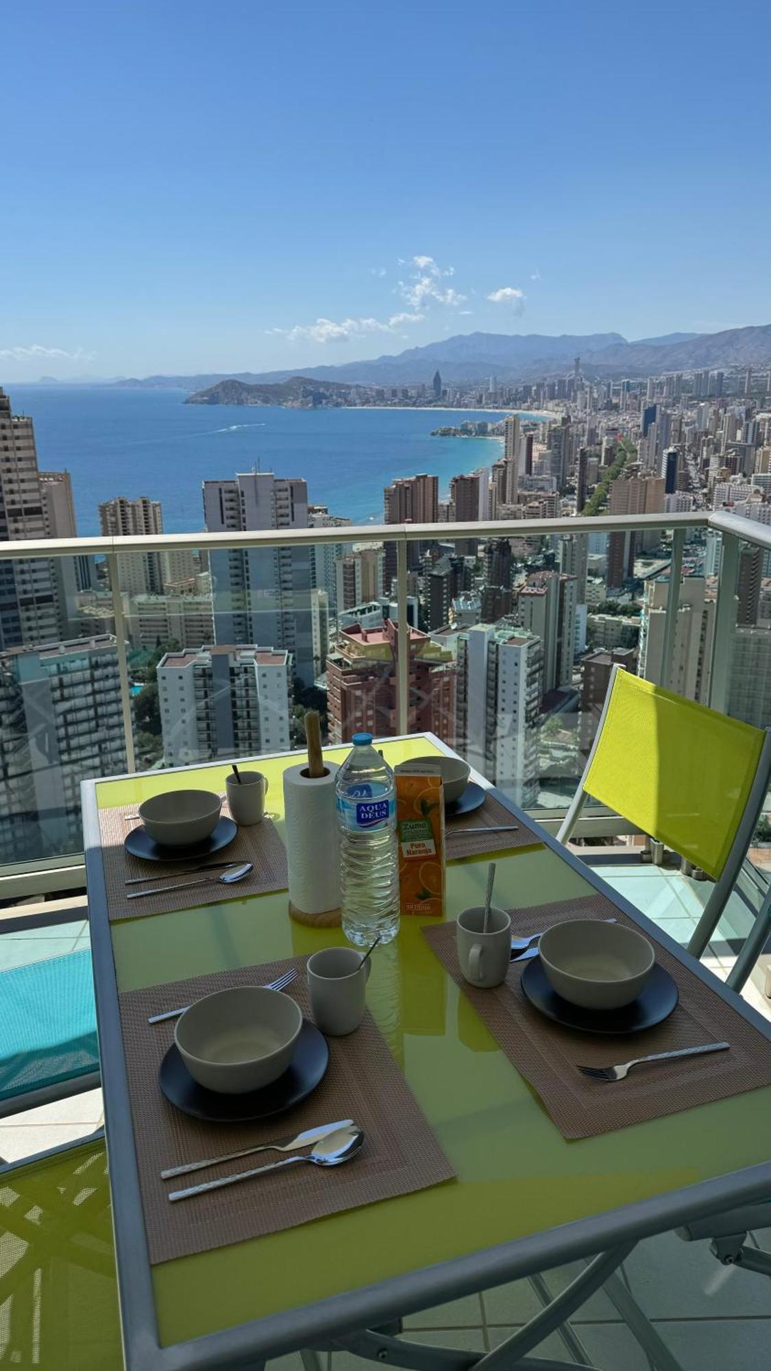 2-Bedroom Apartment With Sea Views Benidorm Esterno foto